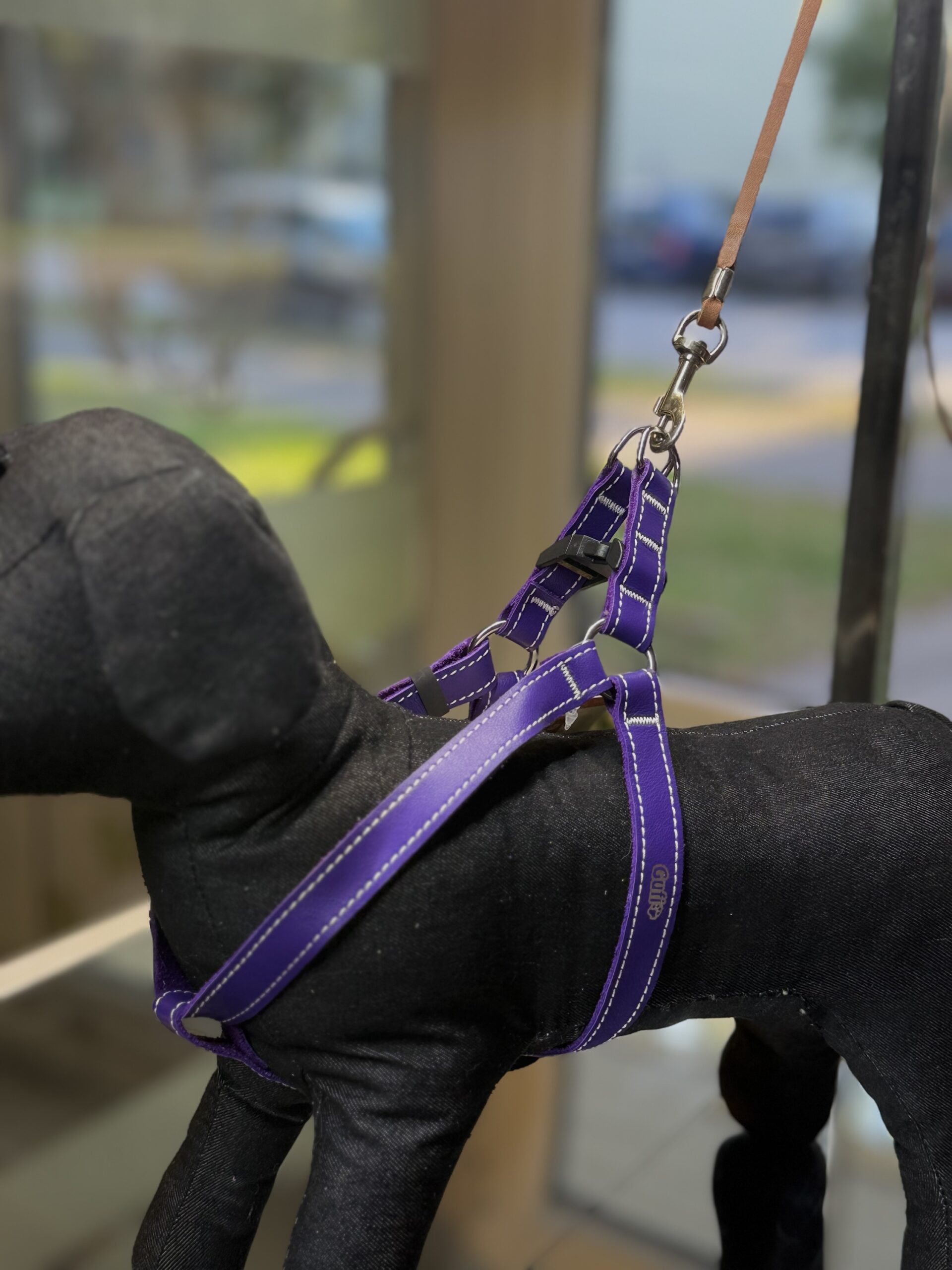 Natūralios odos violetinės petnešos - Image 3